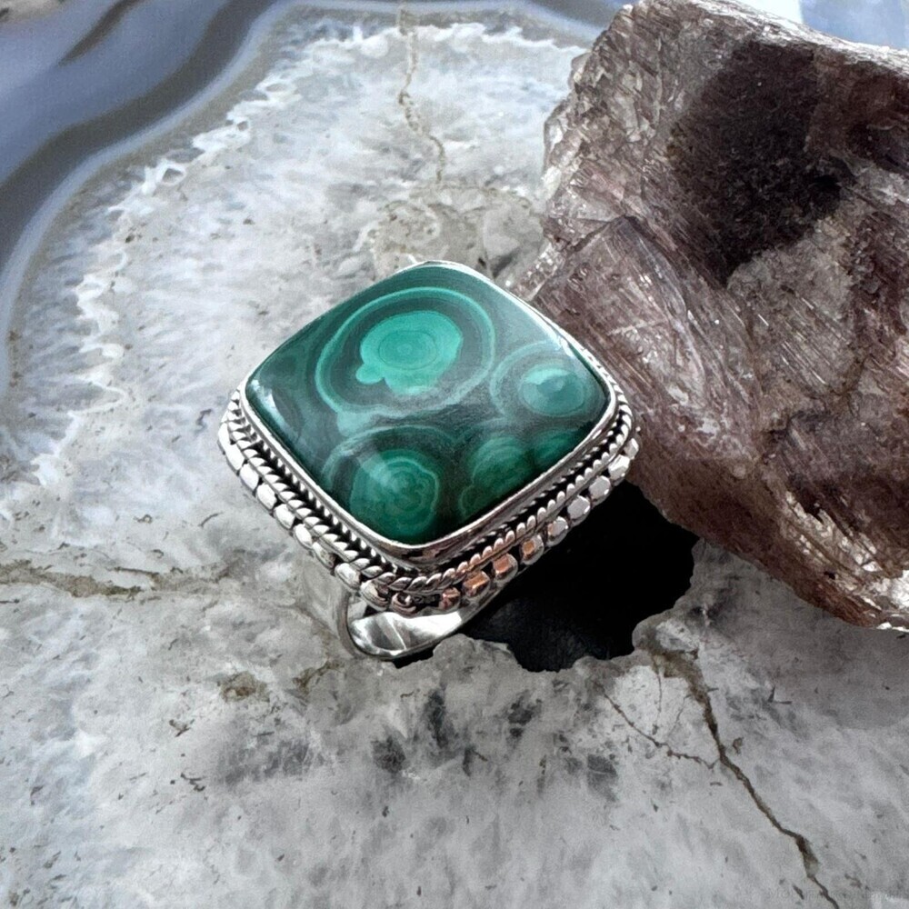 Sterling Silver Southwestern Style Square Malachite Decorated Ring Size 9.5 - Picture 3 of 10